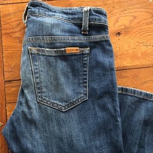 Joe’s Jeans Skinny Bootcut. Size 25.